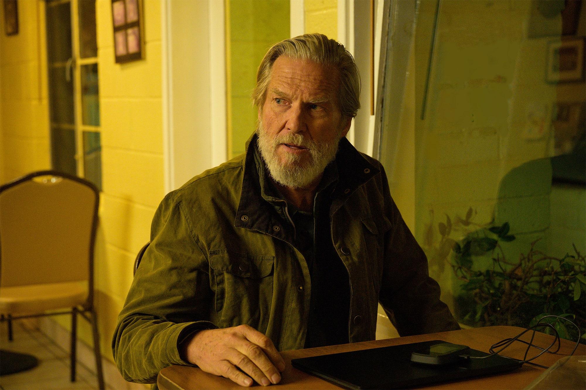 The Dude Becomes 'The Old Man': A Conversation With Jeff Bridges ...