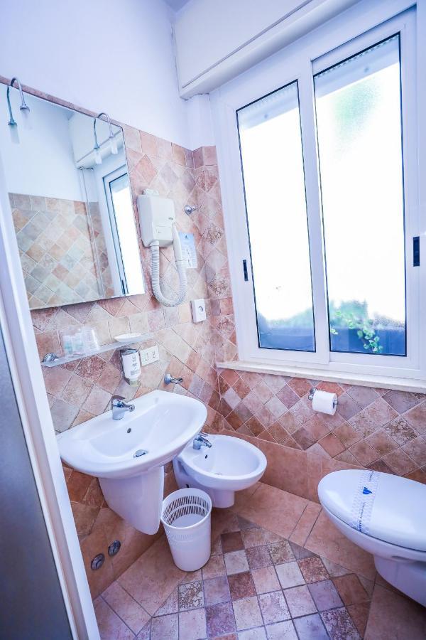 Budget Single Room