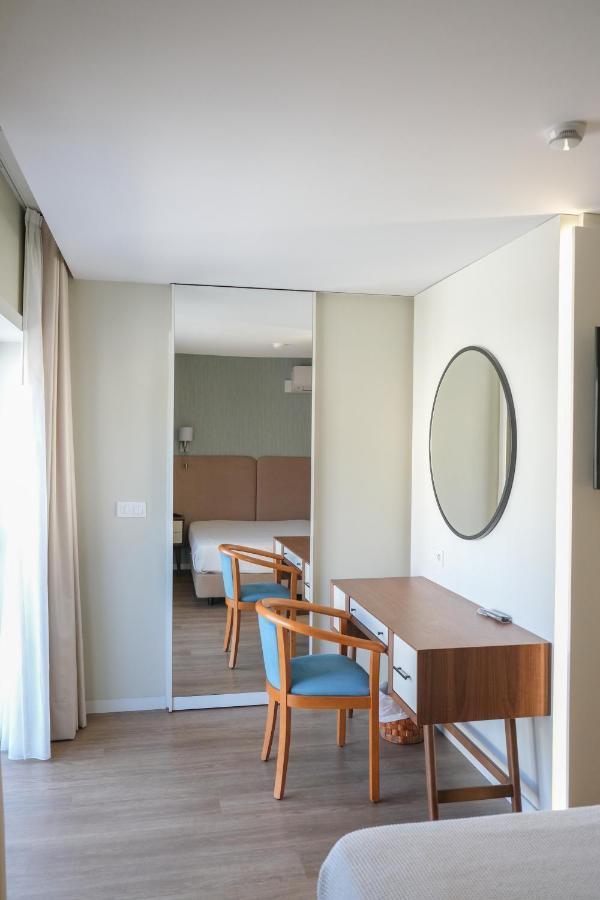 Double or Twin Room Mountain View