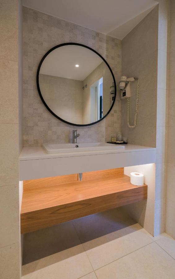 Double or Twin Room Mountain View