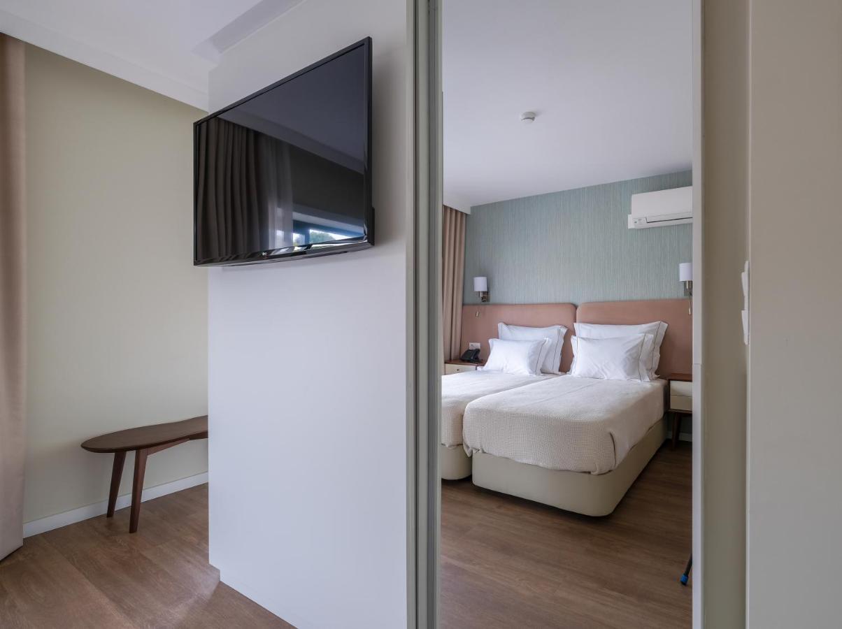 Double or Twin Room Mountain View
