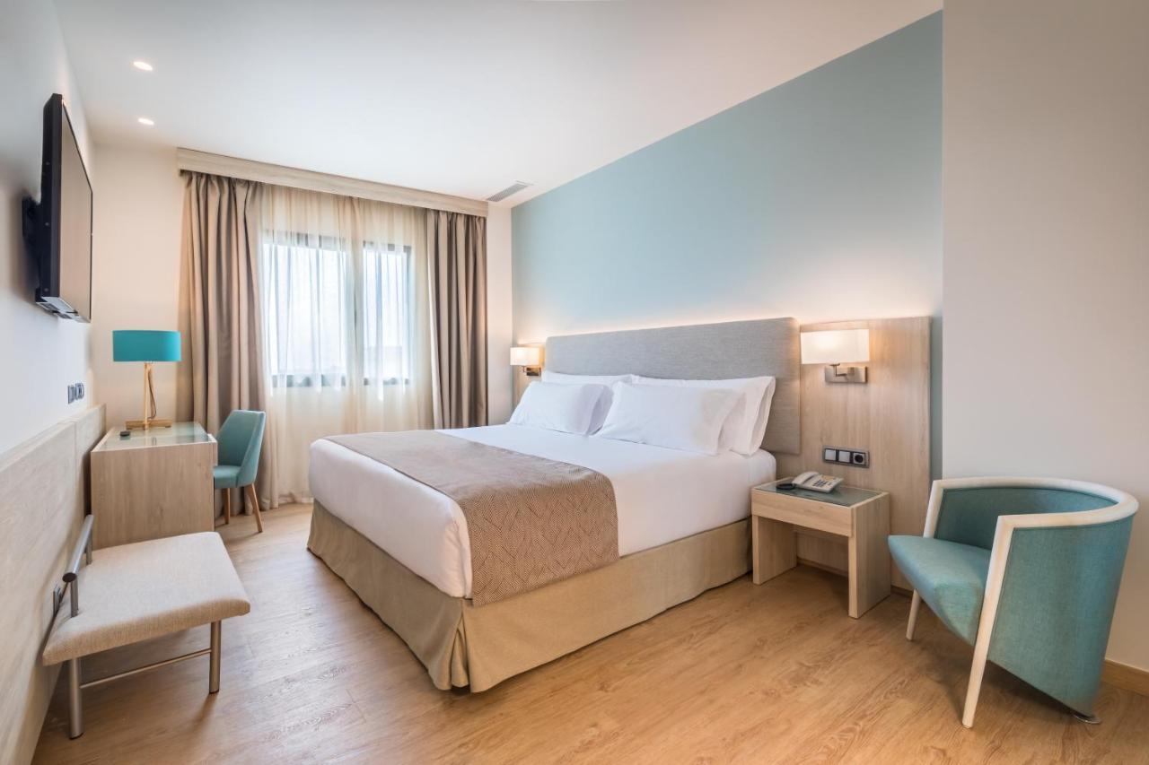 Standard Double or Twin Room,1023287281:JPEG
