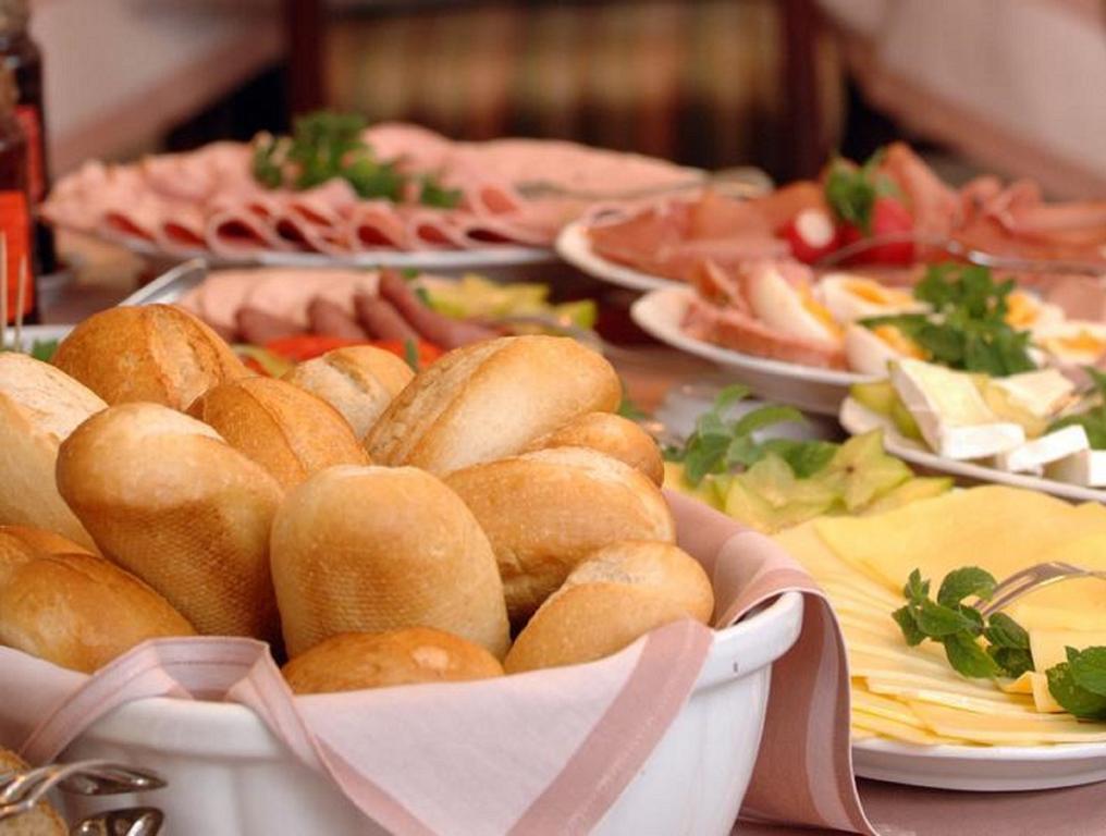 Standard Double Room,109343661:JPEG