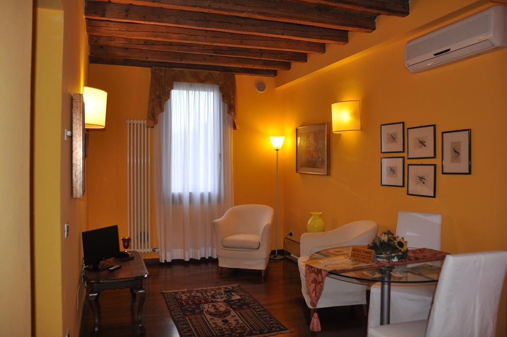 Chambre Deluxe Double ou Lits Jumeaux