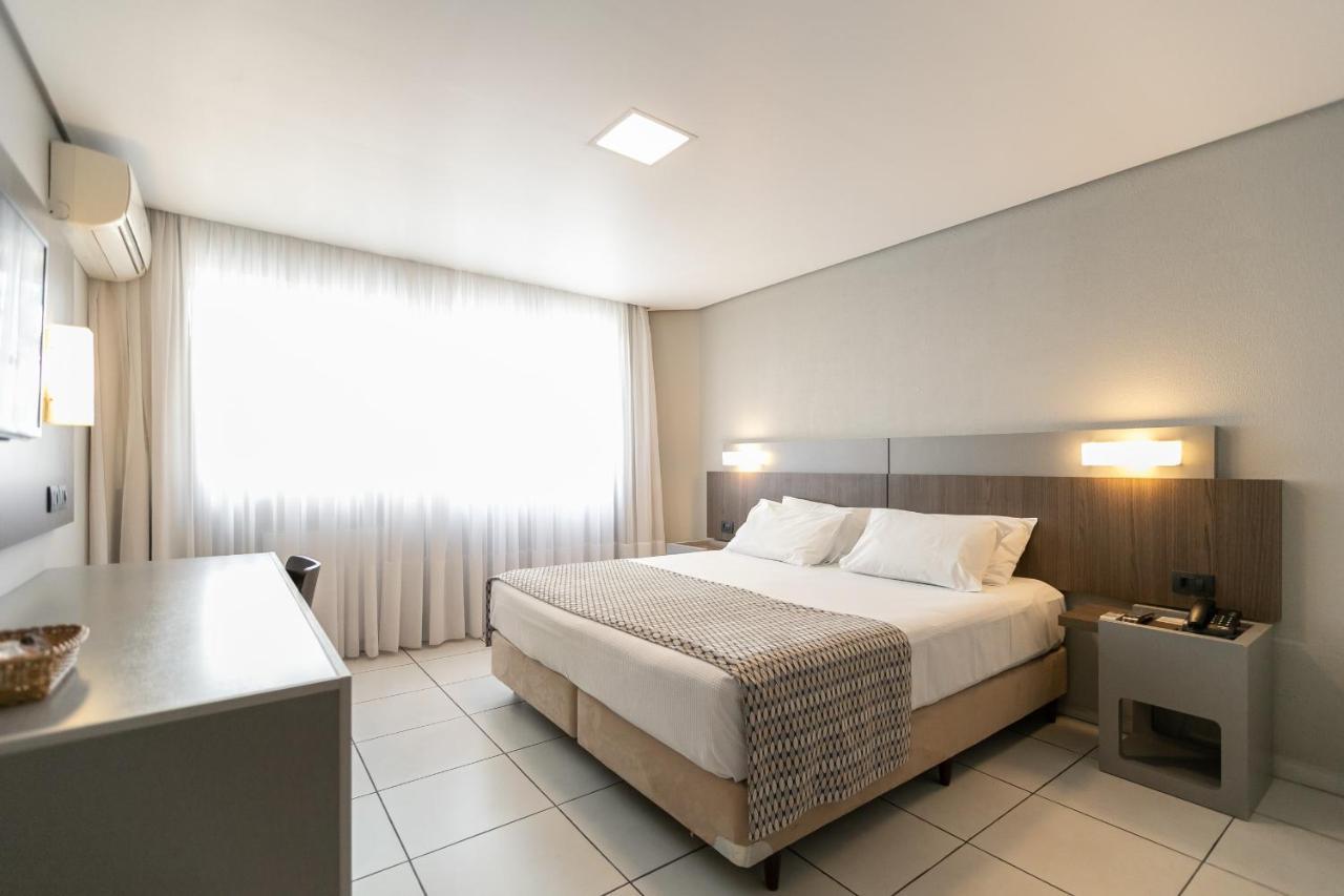 Chambre Lit Queen-Size Deluxe