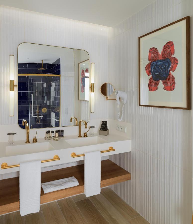 Chambre Double Basique (1 Adulte)
