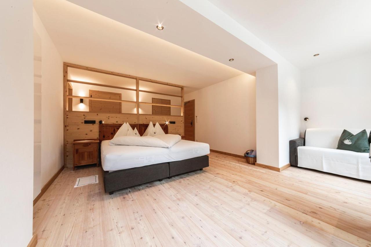 Standard Double Room,1121926149:JPEG