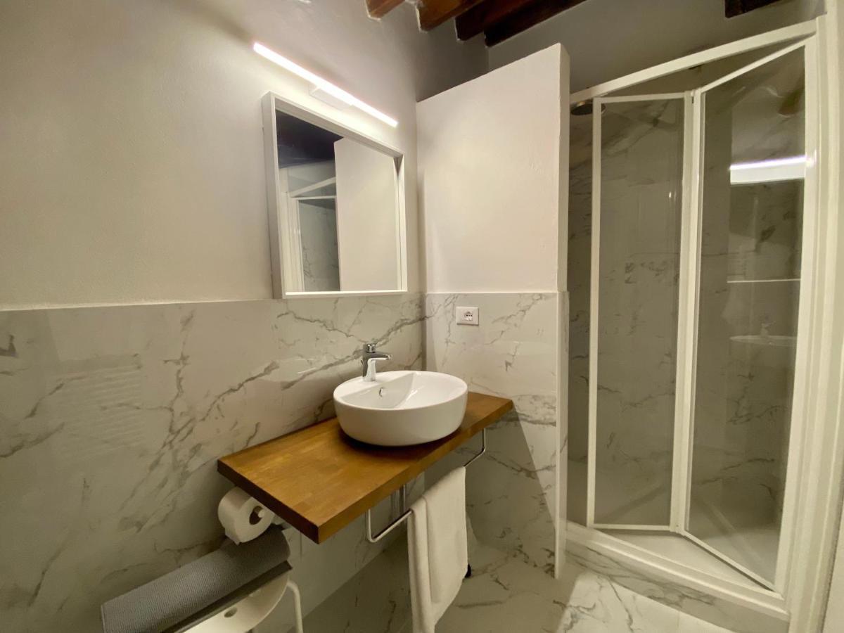 Camera Matrimoniale con Bagno Privato