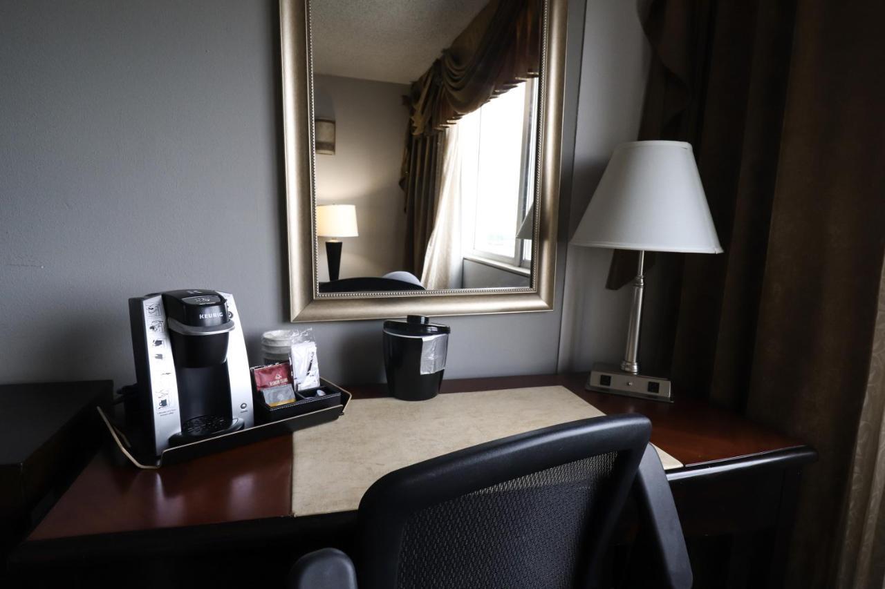 Executive King Room - Non-Smoking