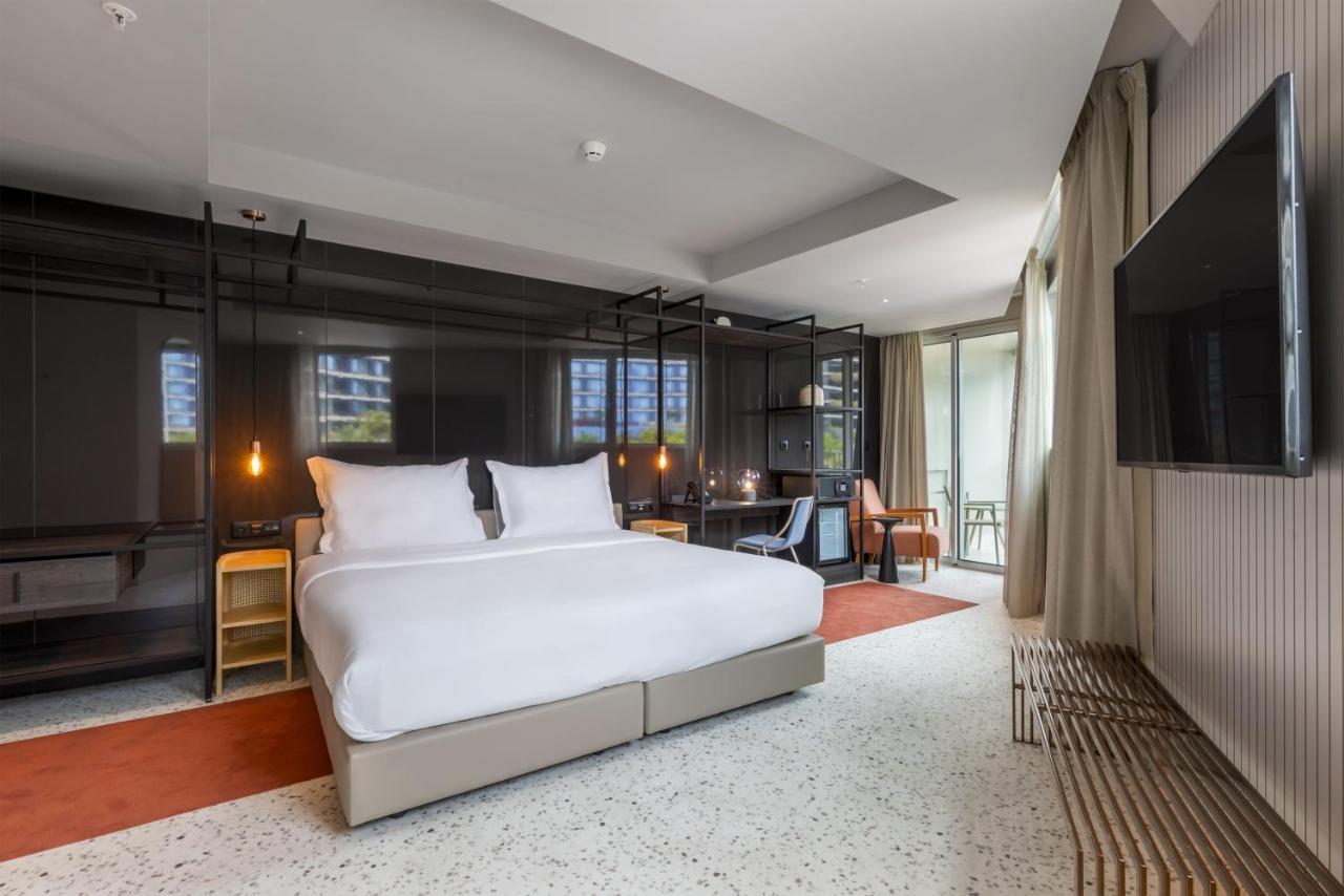 City Junior Suite