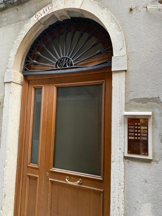 Apartment,1253640544:JPEG