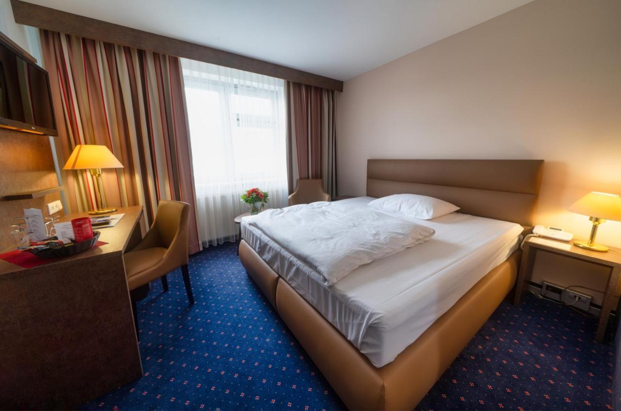 Standard Double Room,1141401871:JPEG