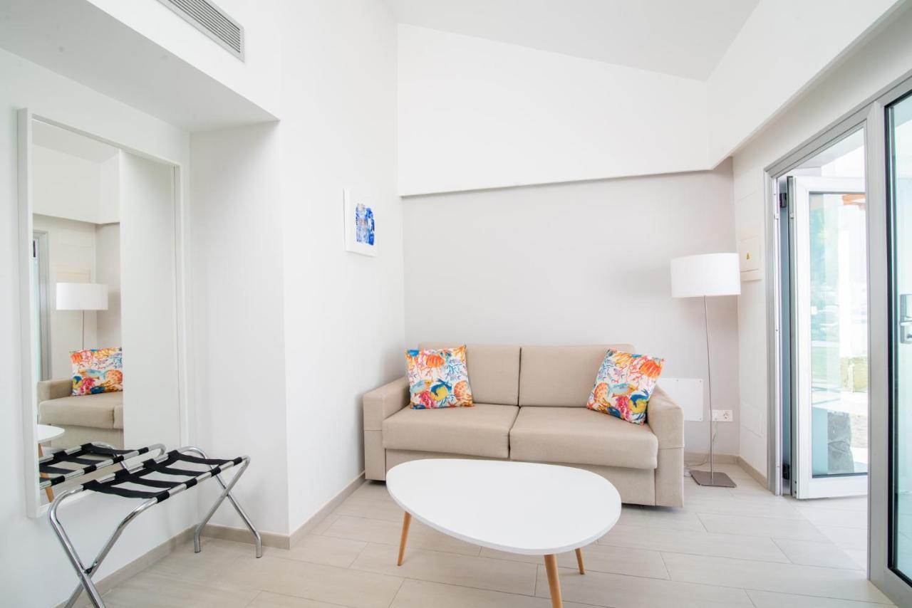 Suite with Garden View,1152217527:JPEG