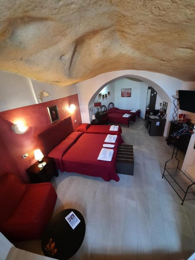 Quadruple Room,803767233:JPEG