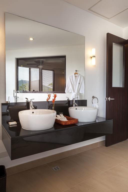Clubhouse Suite