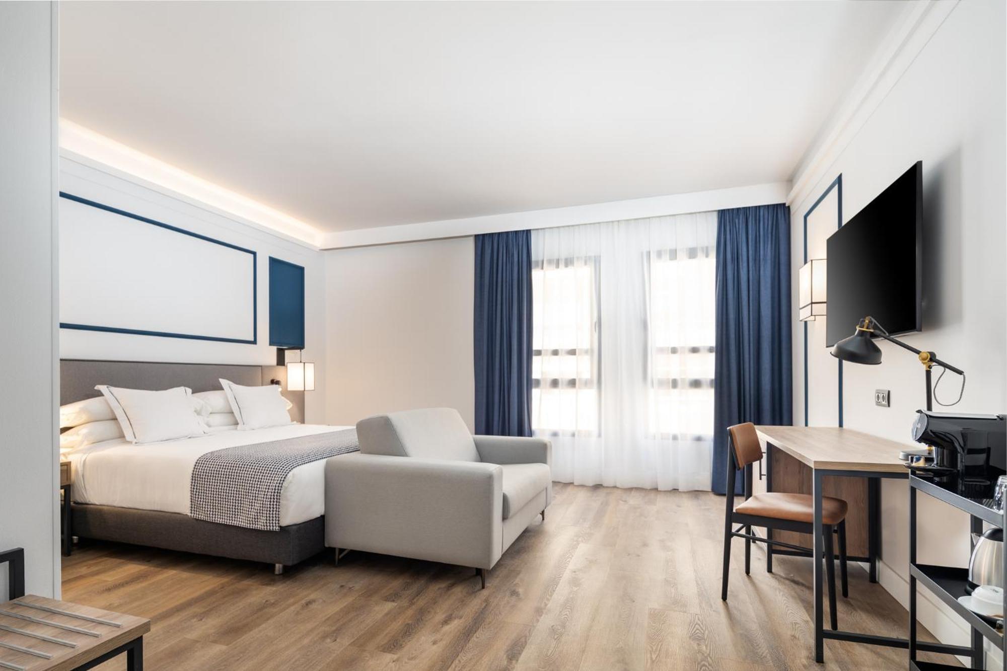 Junior Suite,1207442215:JPEG