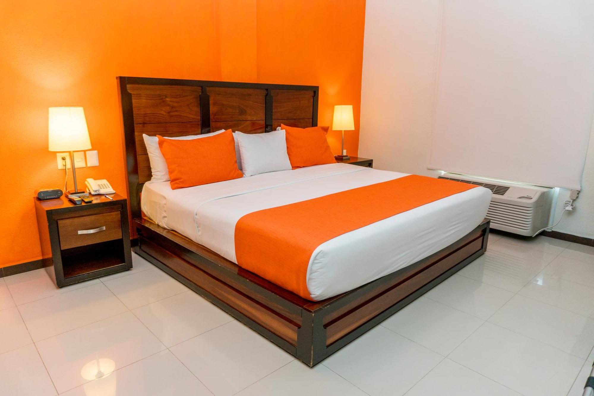 Quarto com Cama King-size - Acessível para Hóspedes com Mobilidade Reduzida/Não Fumantes