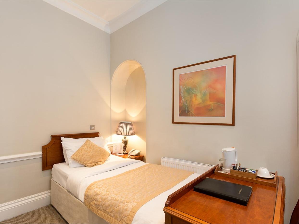 Small Single Room