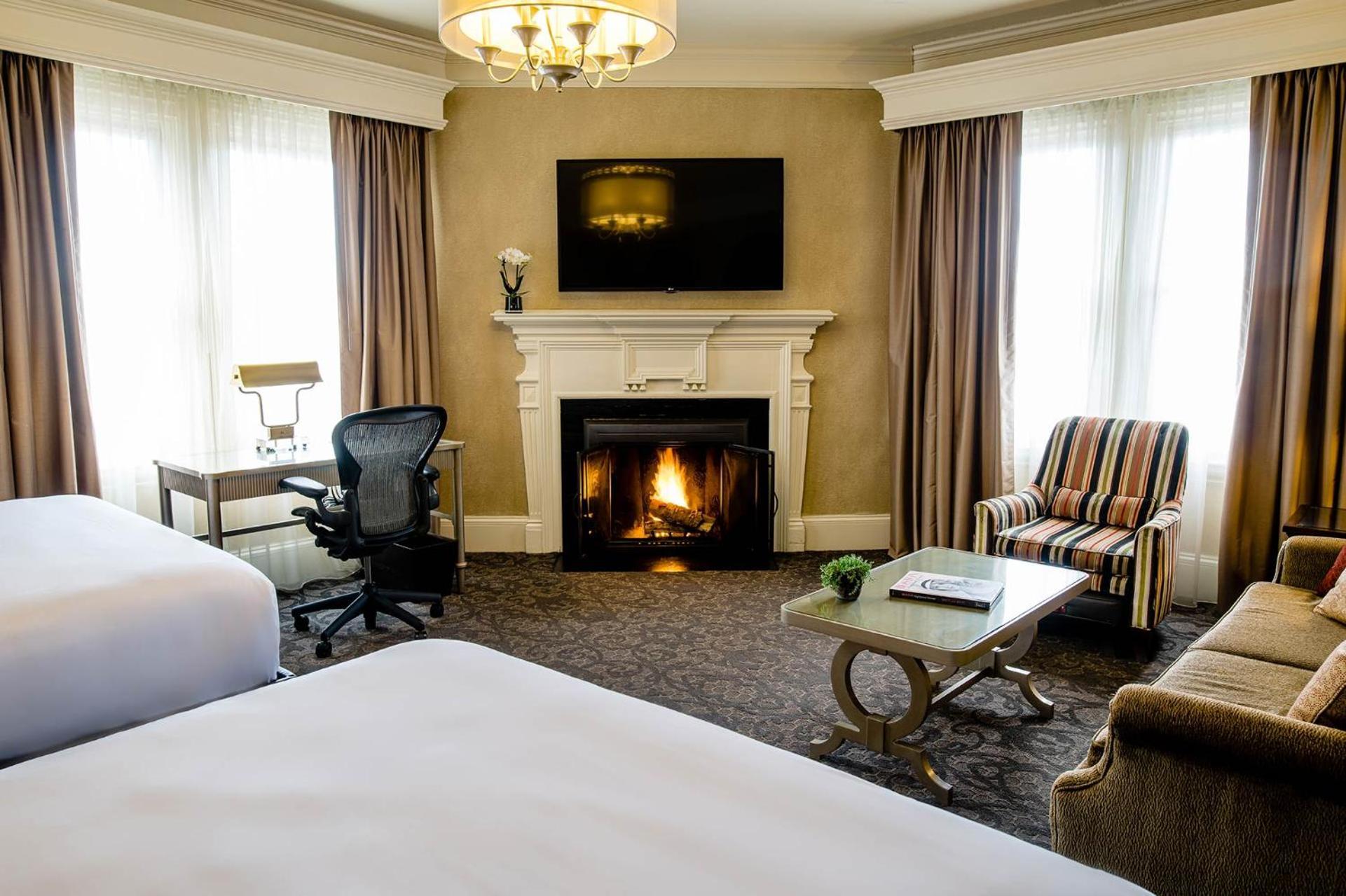 Executive Queen Room Two Queen Beds