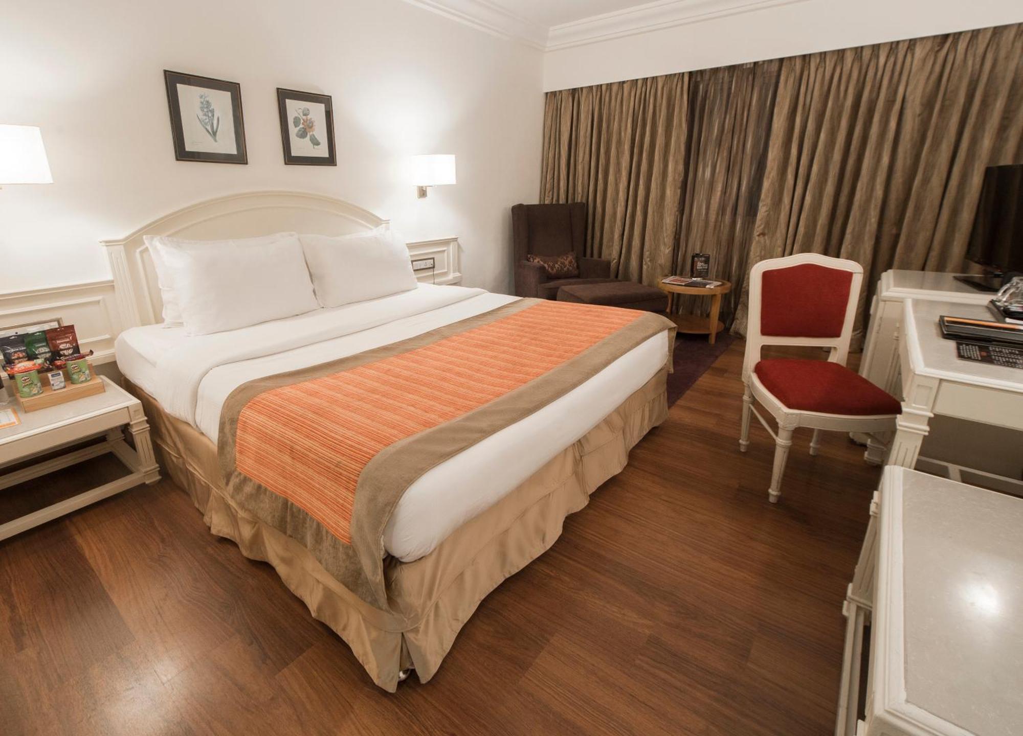 Executive Room disc on Food & Soft Beverages Happy Hours 11 at Koi Garden On selected Brands only Timing 1700hrs – 2000hrs Valid till 30th Sep 2026,1213138948:JPEG