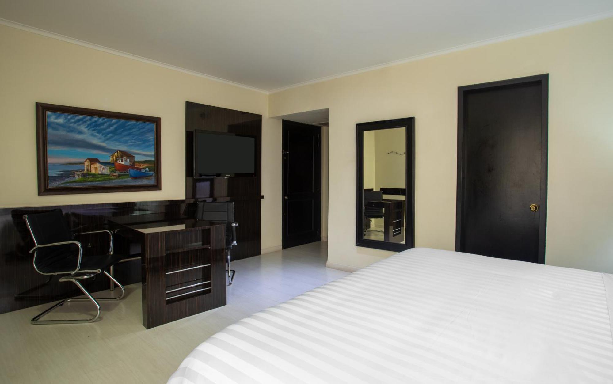 Classic King Room