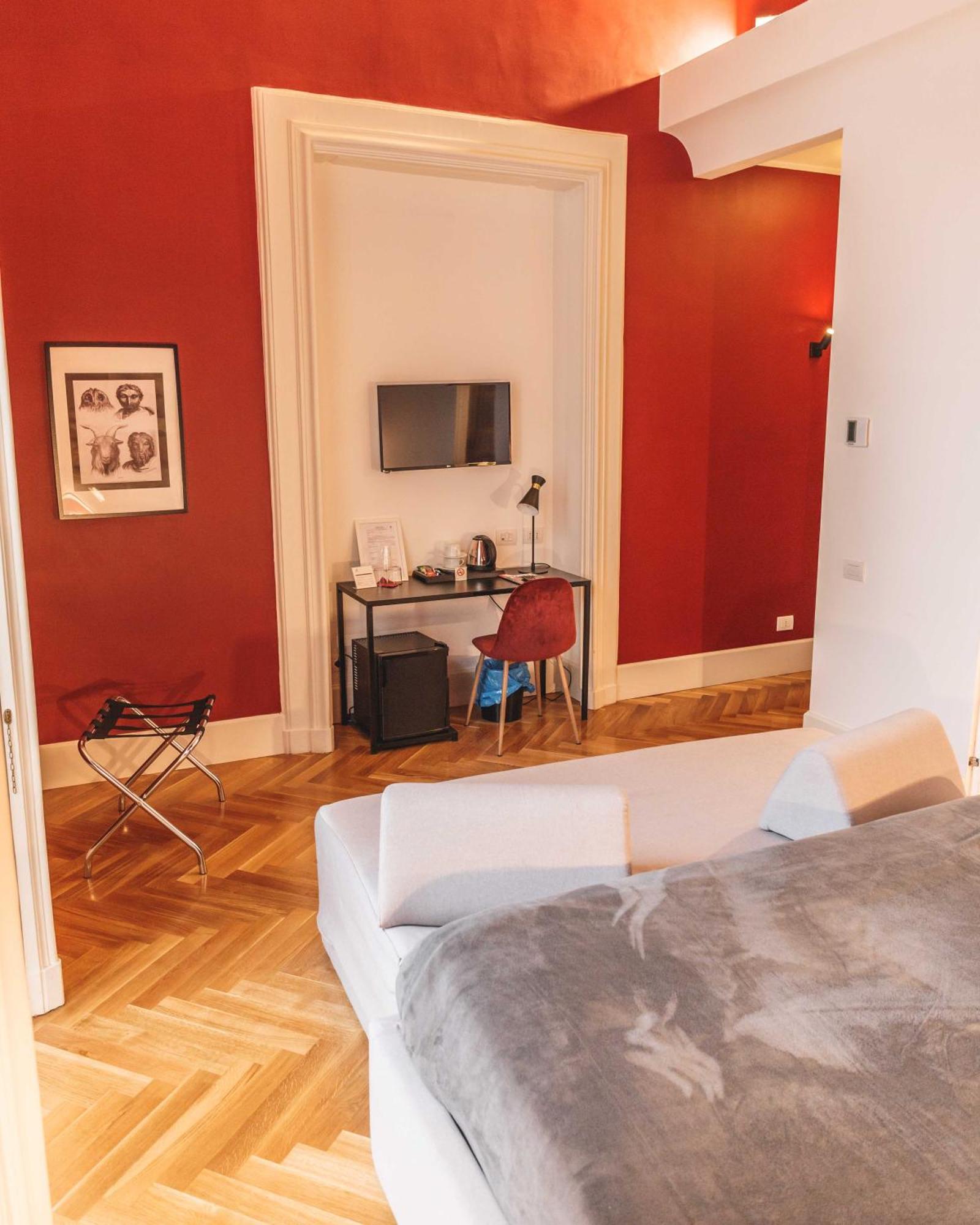 Deluxe King Room
