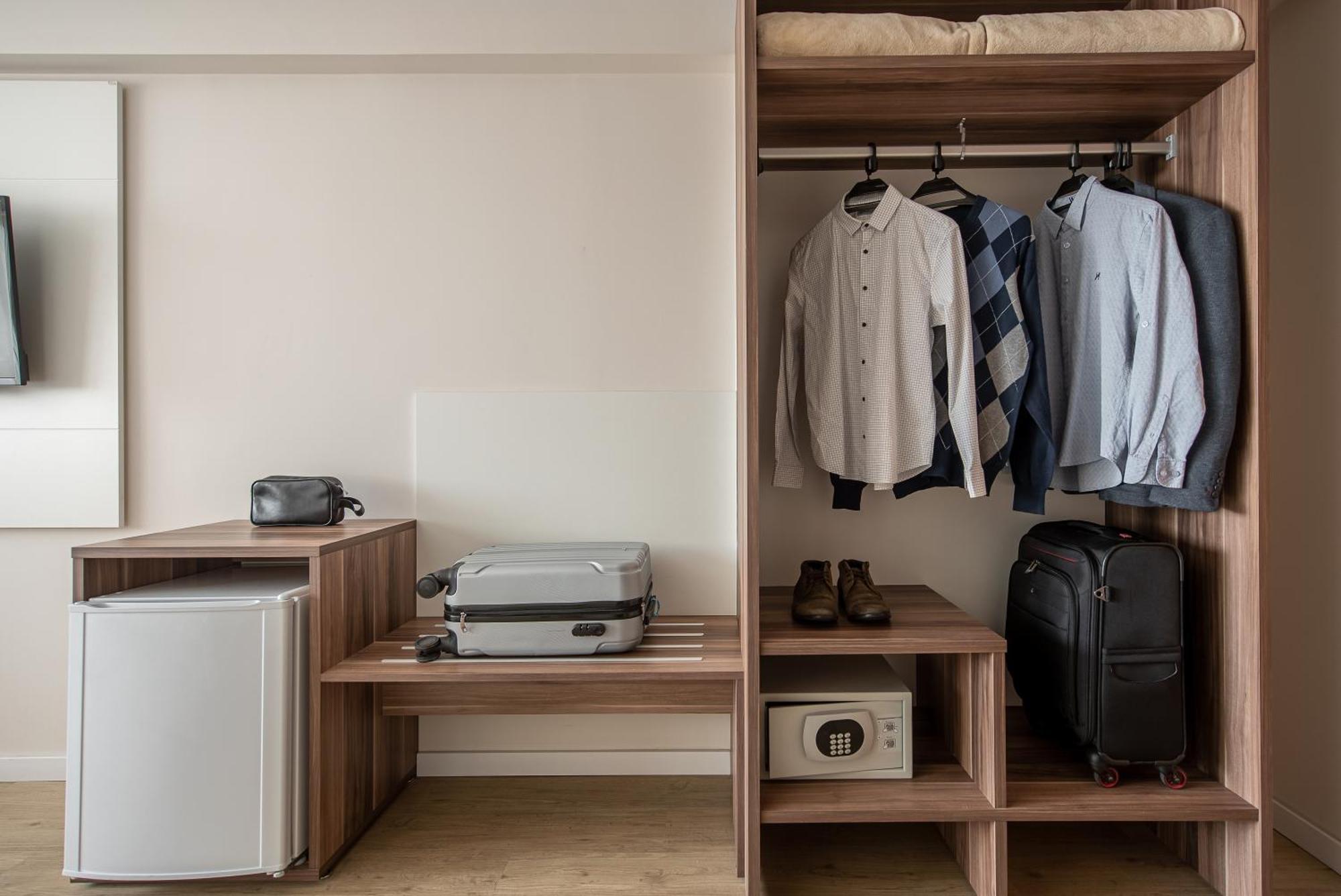 Quarto standard com acesso para pessoas com deficiência e 1 cama queen-size