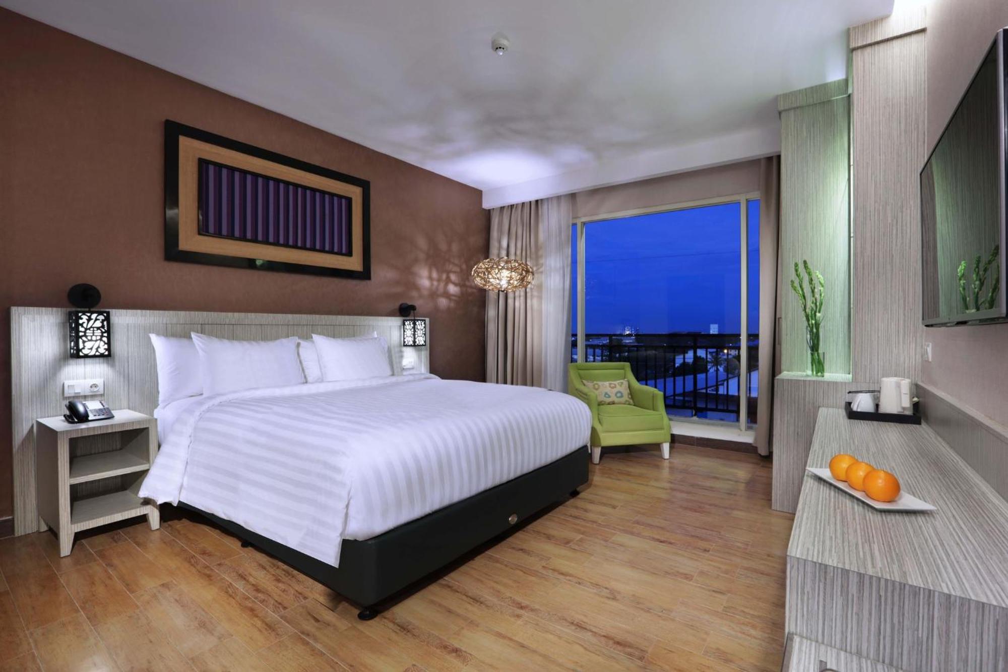 Superior King Room