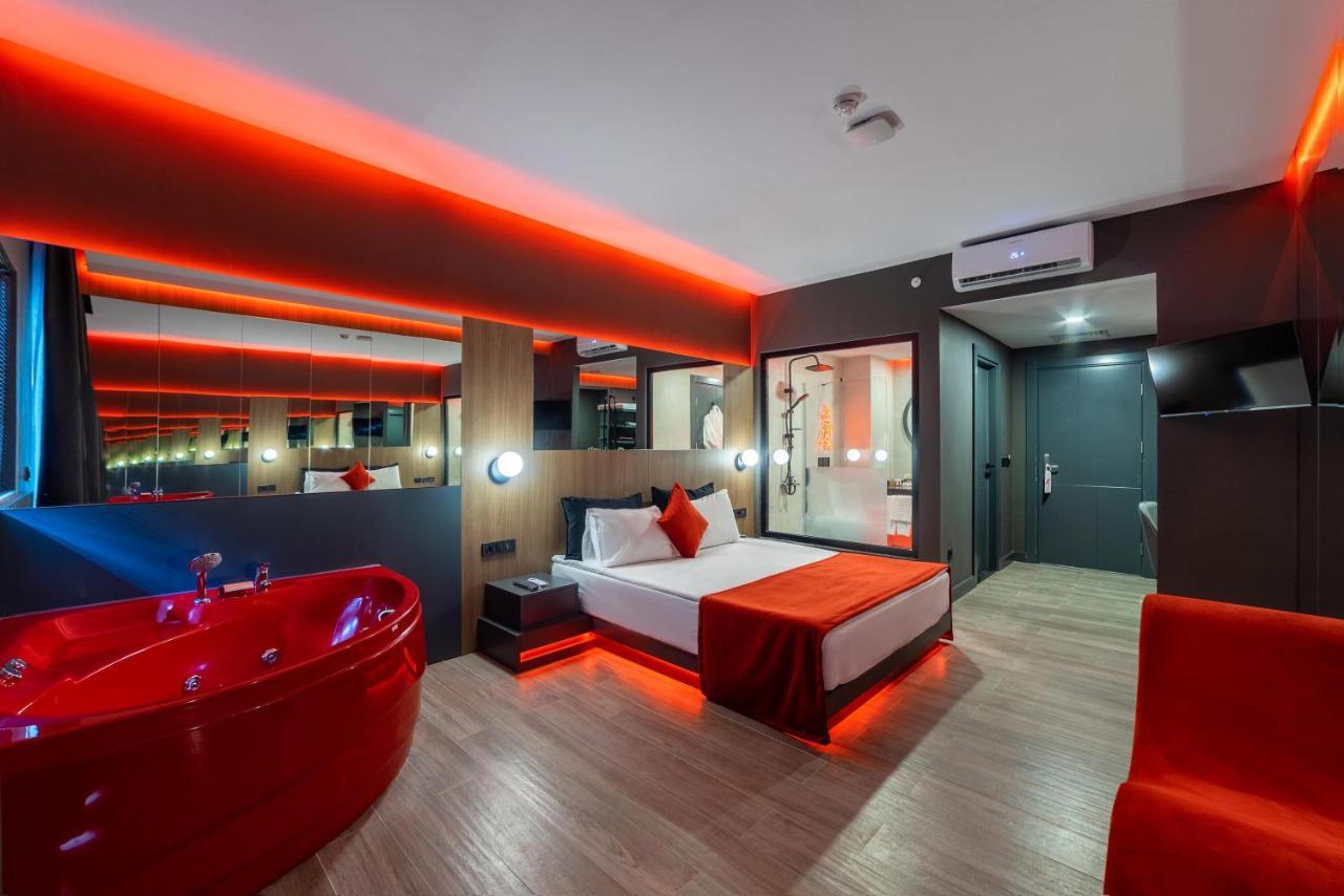 Queen Room Spa Bath