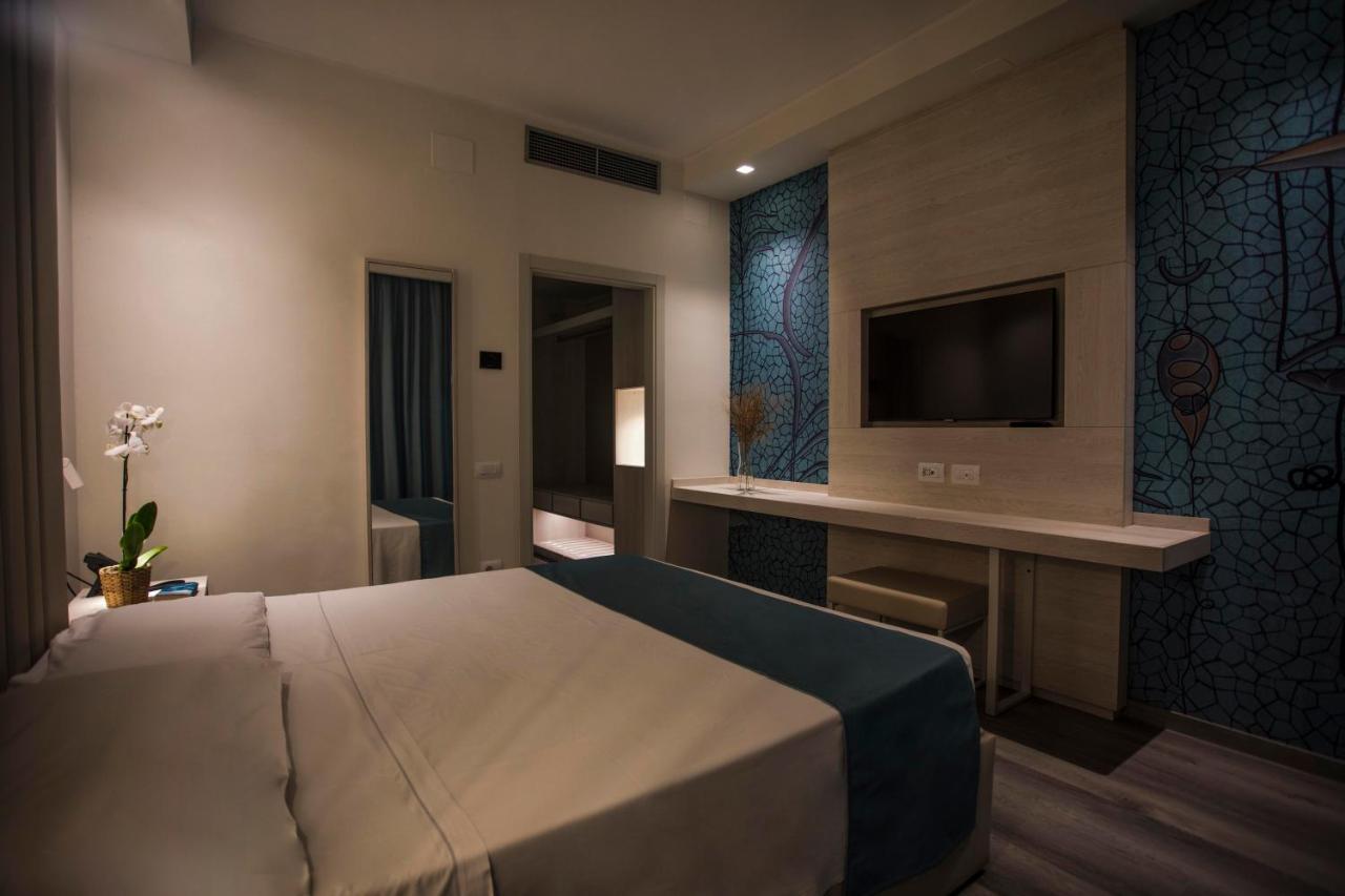 Superior Double or Twin Room Balcony Sea View