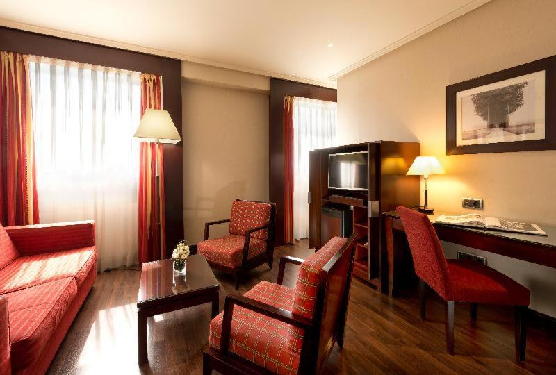 Junior Suite,1487382436:JPEG