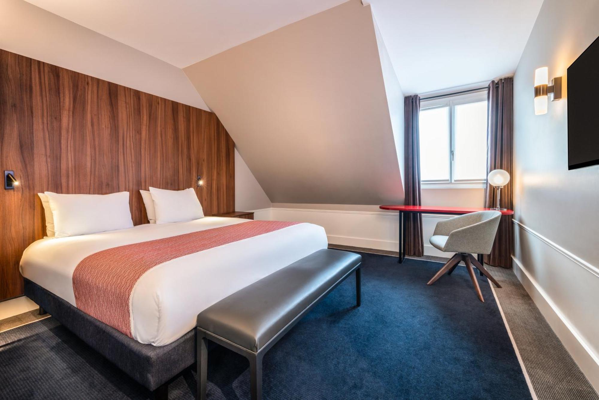 Suite King con Divano Letto e Vista Città