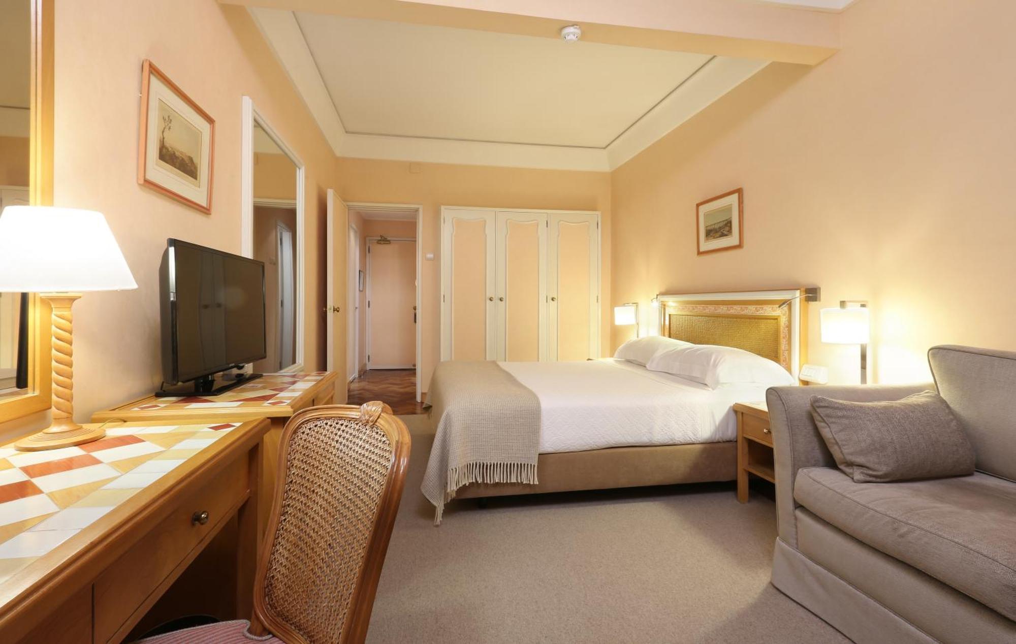 Double Room with Extra Bed,1709967526:JPEG