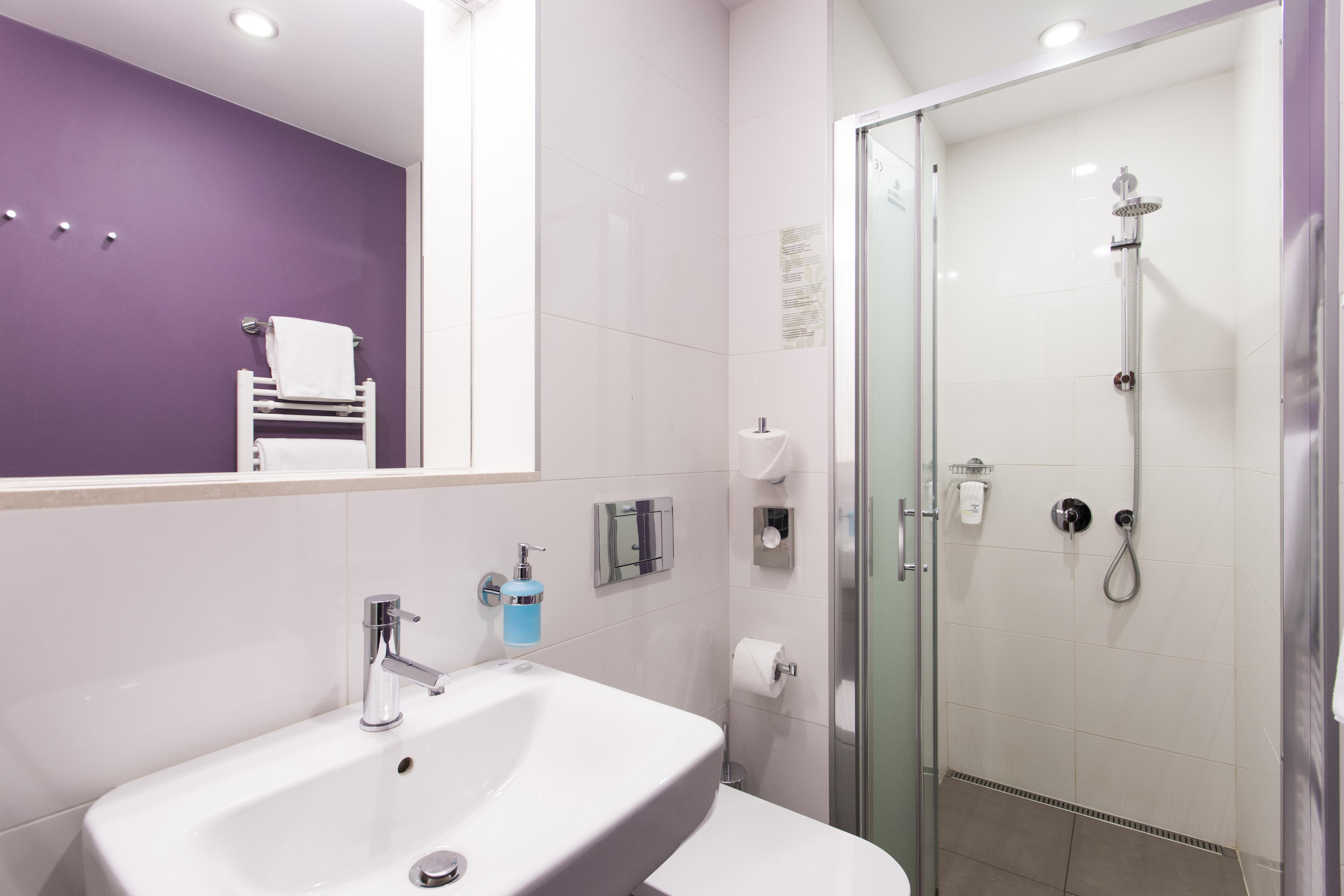 Quarto Superior com Cama de Casal ou 2 de Solteiro