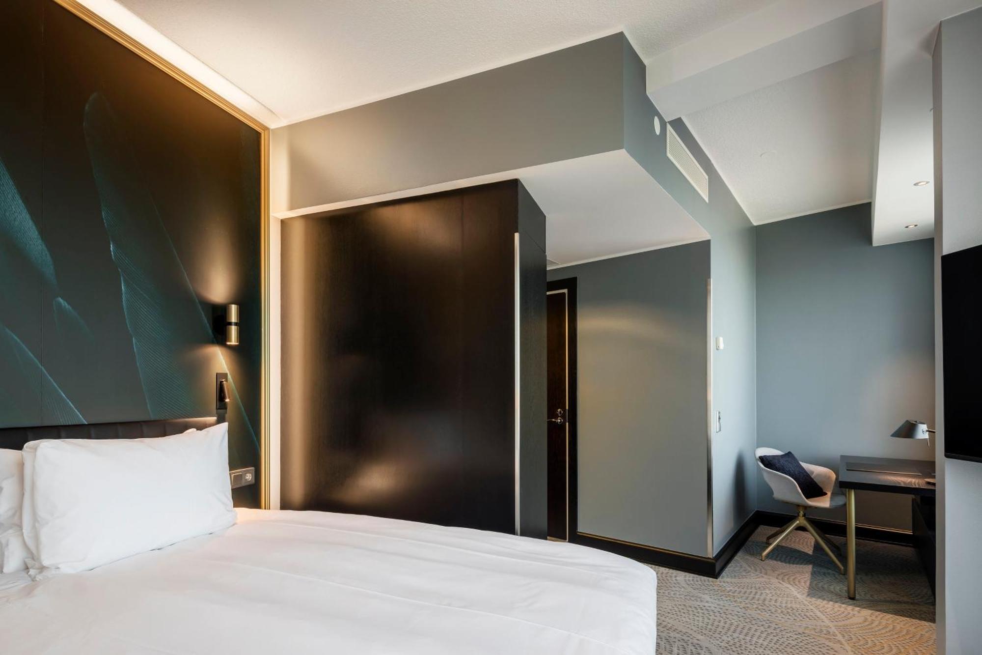 Club Kamer met Queensize Bed - Rookvrij