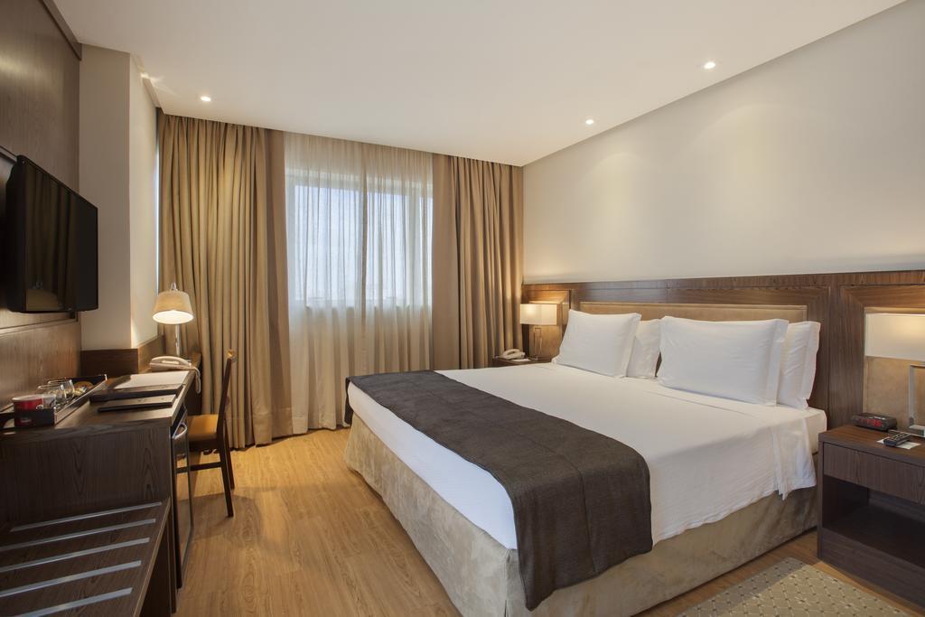 Habitación Doble Deluxe con balcón