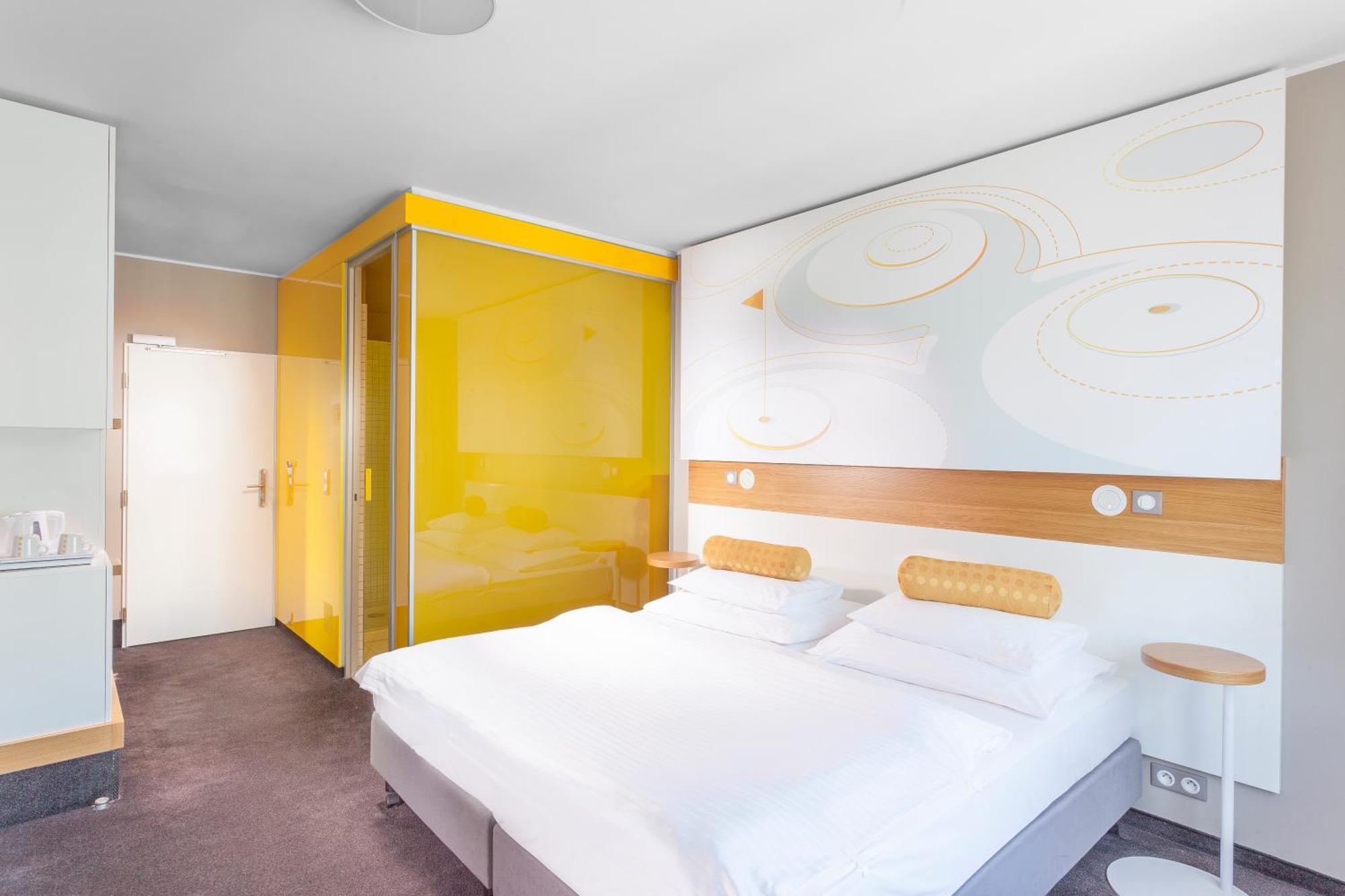 Superior Double or Twin Room,1278350617:JPEG