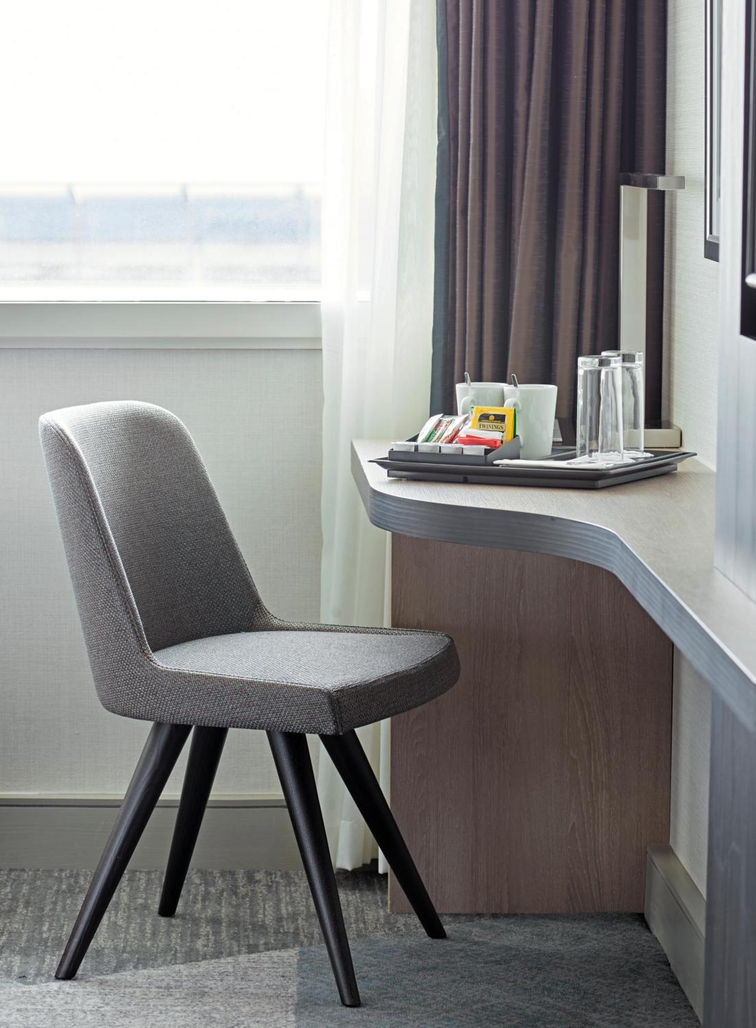 Tweepersoonskamer met 2 Aparte Bedden - Hoge Etage