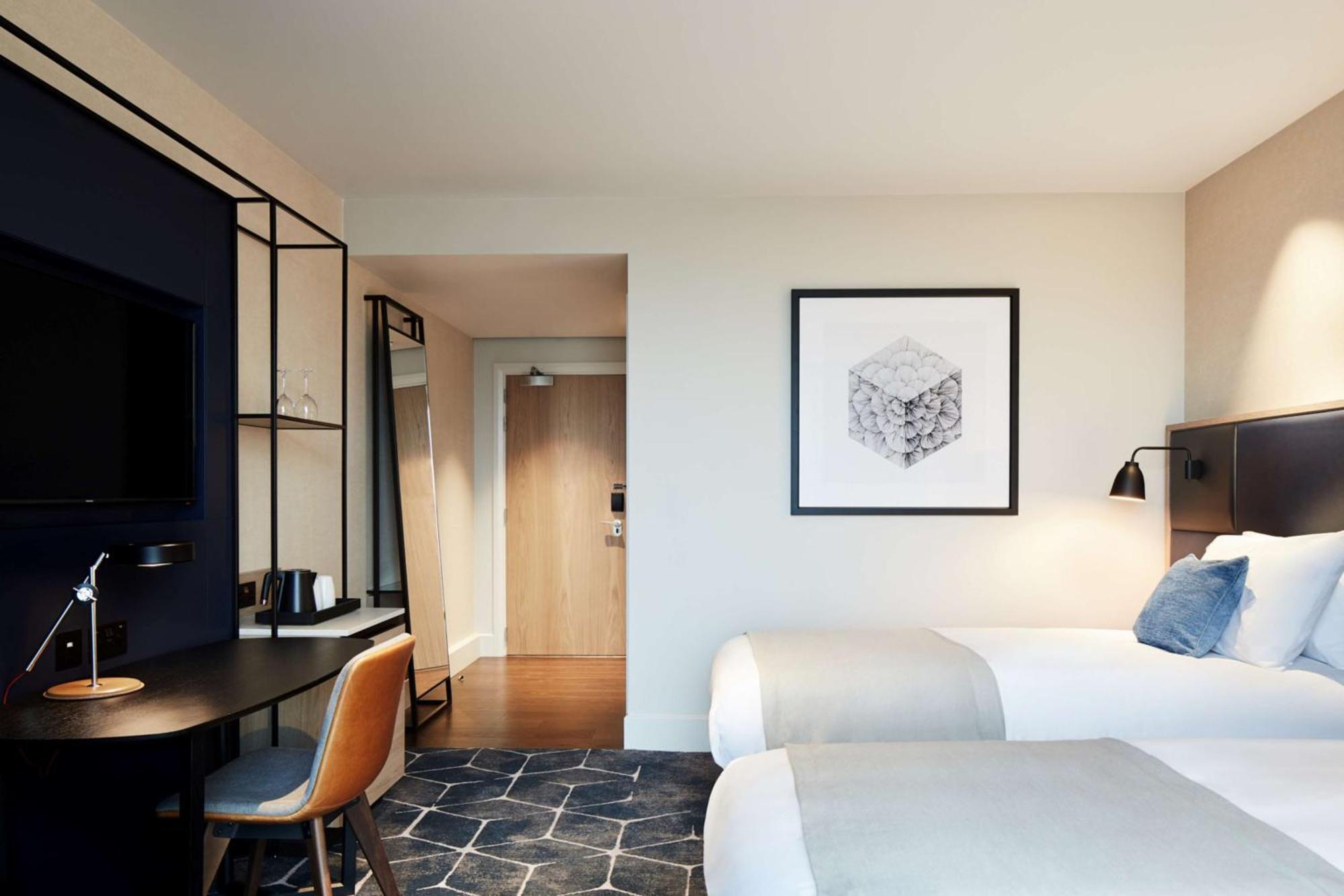 Twin Room,1279402012:JPEG