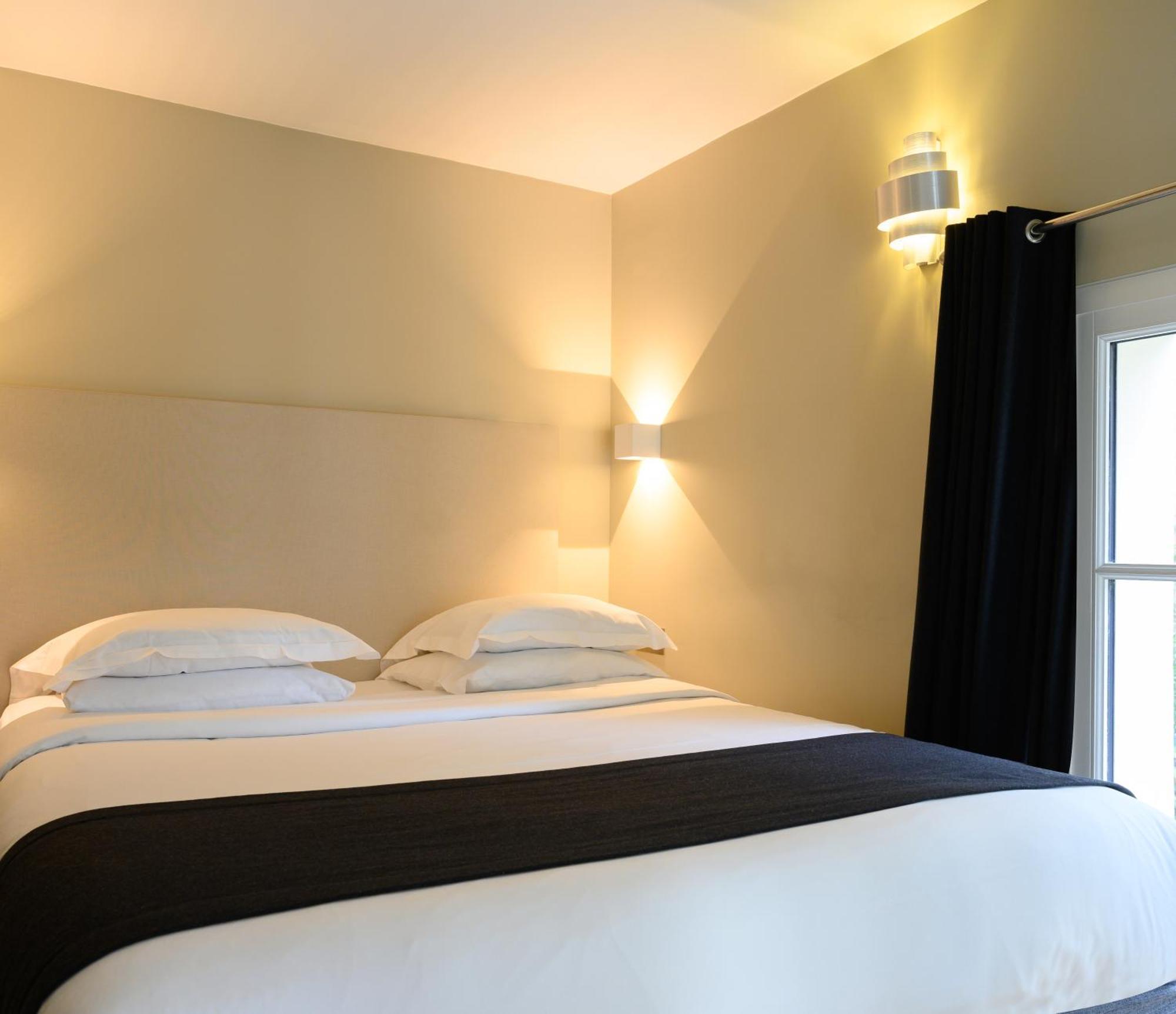 Deluxe Room,1281021952:JPEG