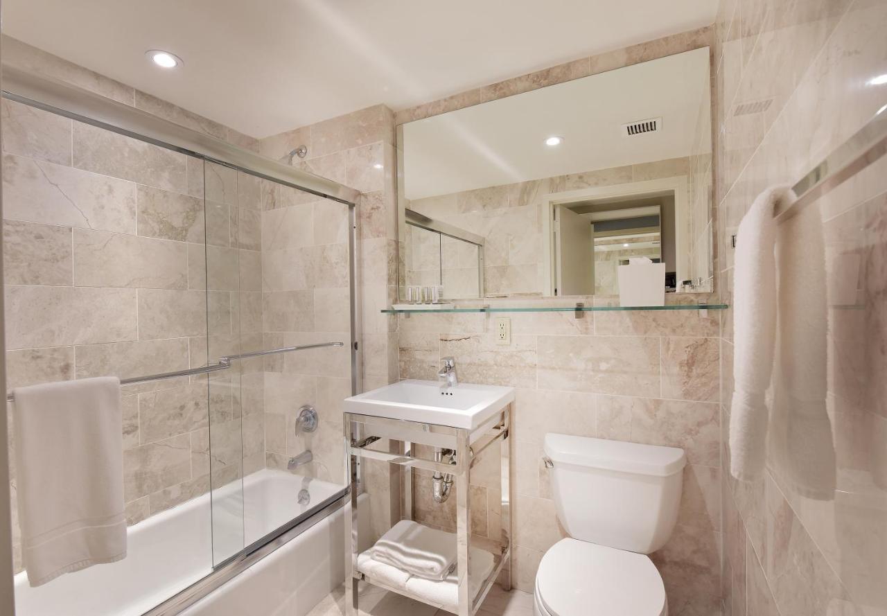 Premium Suite with Two Double Beds with Balcony,1448263690:JPEG