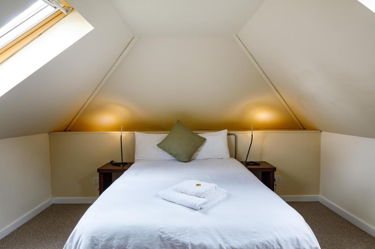 Deluxe Family Suite
