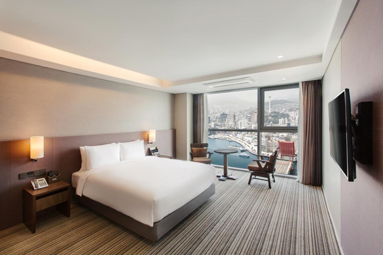 Deluxe Double Room with City View