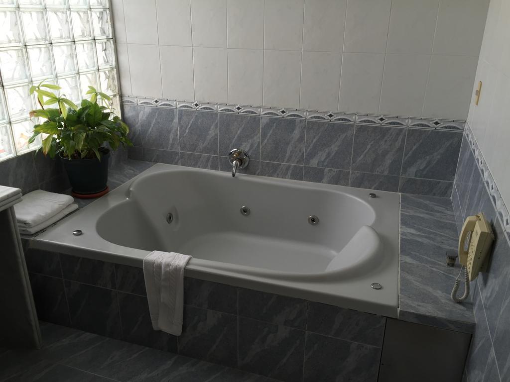 Executive Queen Room,130567730:JPEG