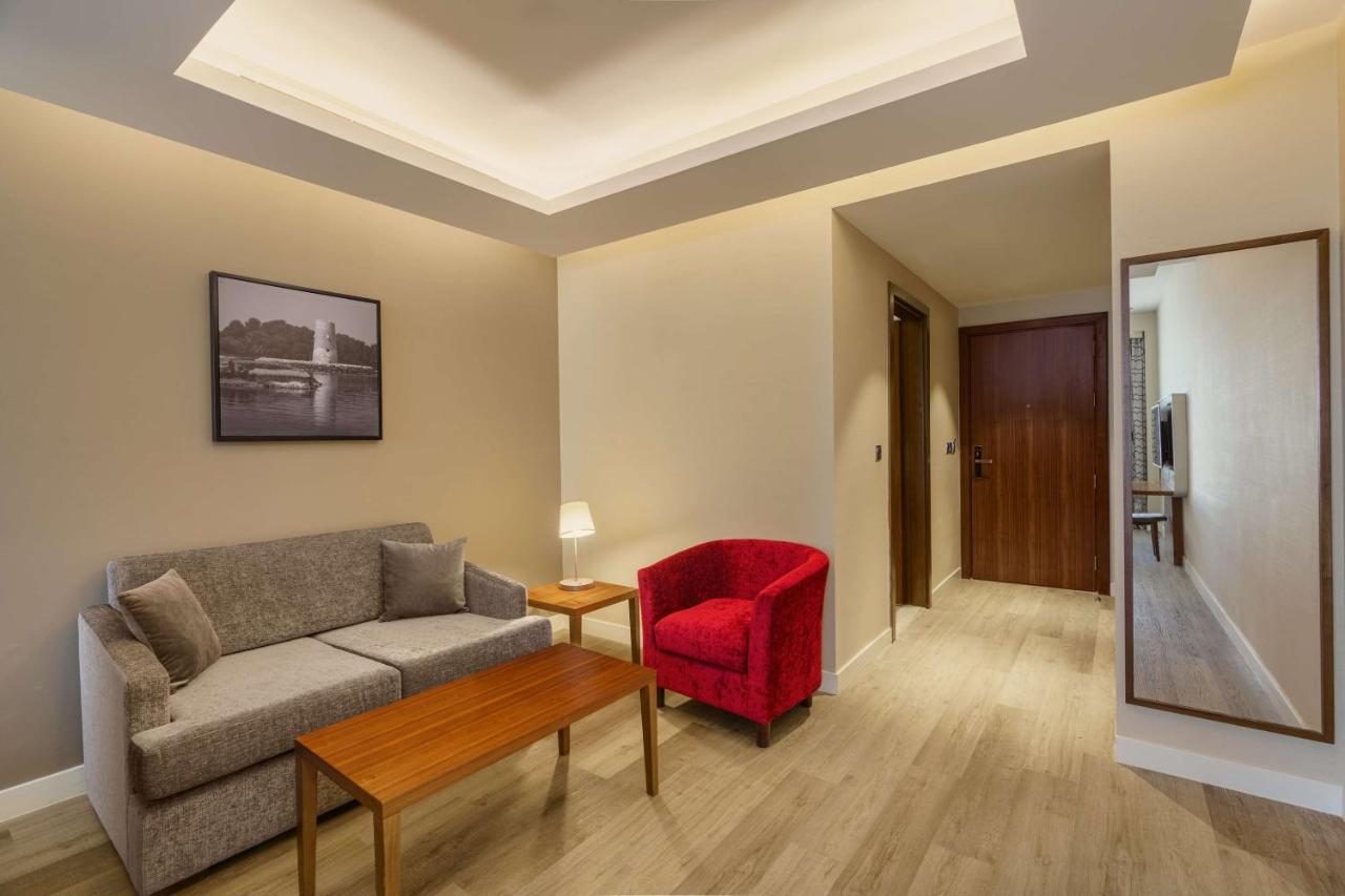 Family Room Non-Smoking