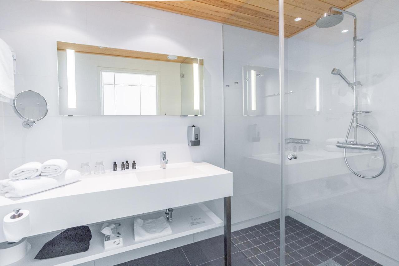 Standard Room,1758307608:JPEG