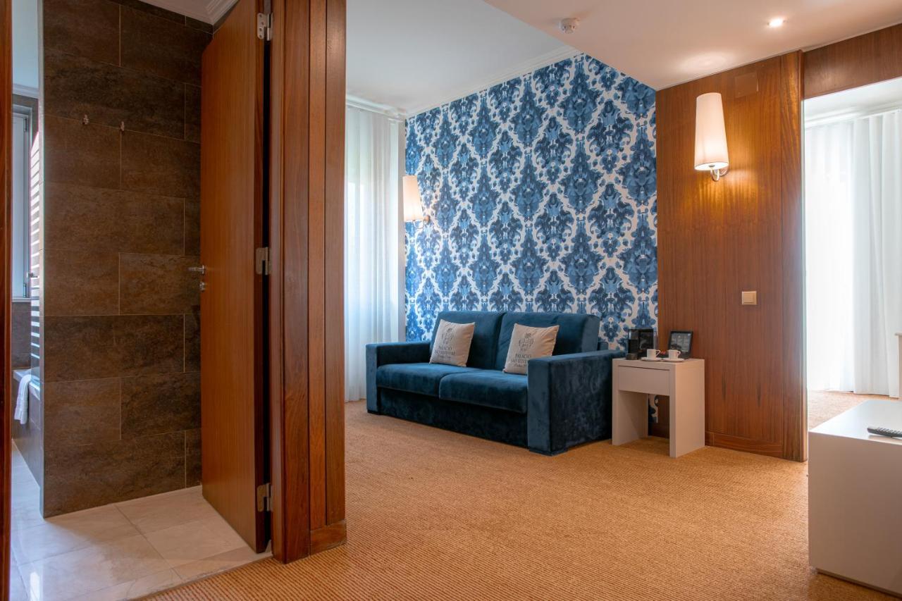 Premium Suite