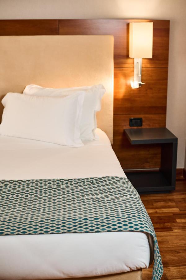 Superior Double Room,1347616016:JPEG