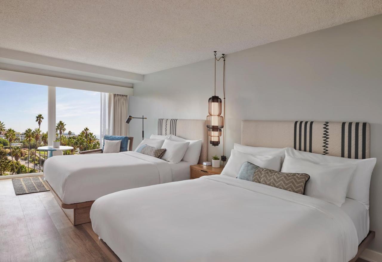 Standaard Kamer met 2 Queensize Bedden