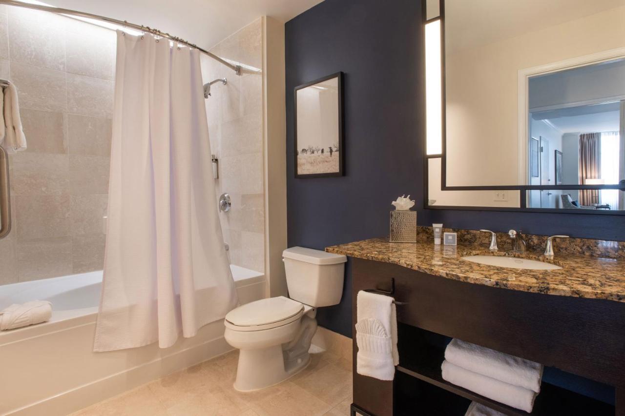 Suite Junior 1 Chambre avec 1 Lit King-Size sans Vue - Étage Intermédiaire
